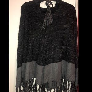 Black & Gray Hooded Poncho With Fringe - Size L